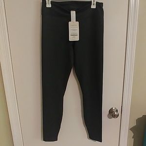 Fabletics Powerhold leggings new with Tag gray Med